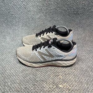 New Balance Fresh Foam Vongo V3 Shoes Size 8 Women’s